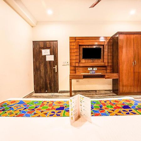 Fabhotel Shoba Estate Delhi Airport นิวเดลี ภายนอก รูปภาพ