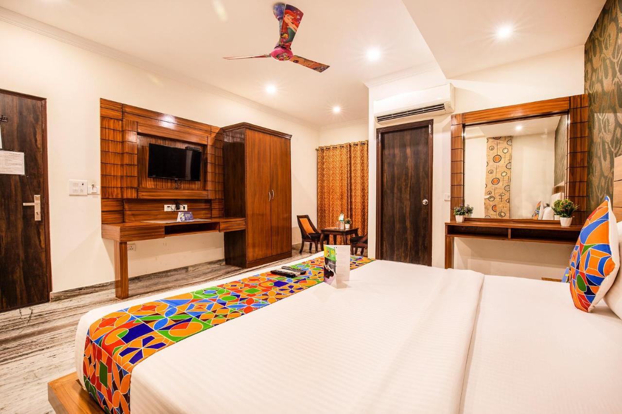 Fabhotel Shoba Estate Delhi Airport นิวเดลี ภายนอก รูปภาพ